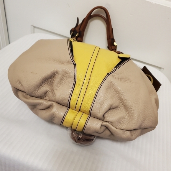 OrYany Victoria Dove Color Block Pebble Grain Leather Bag, Classic, Hobo - Picture 6 of 9